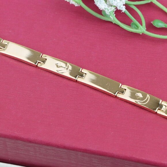 "Rose Gold Moon and Star Bracelet in High Polish Link Design, XPBL1144 - Picture 9 of 12